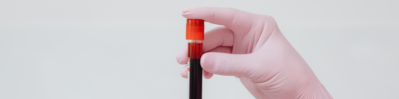 Quais são os sintomas da anemia perniciosa